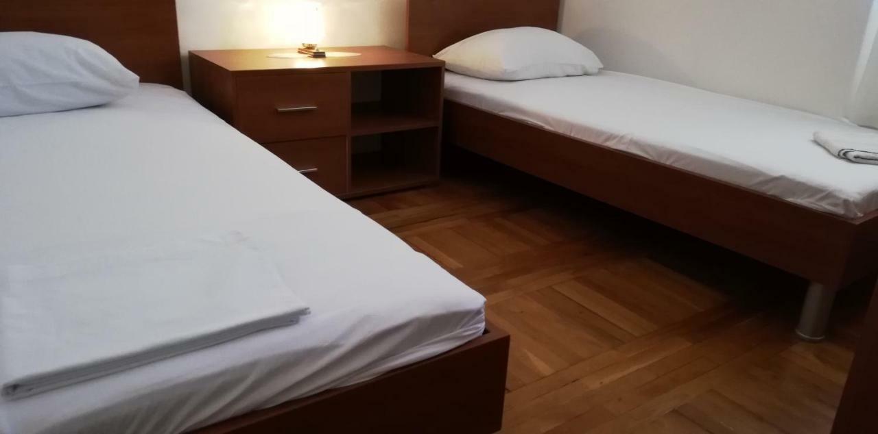 Marina Apartment End Rooms Vela Luka Εξωτερικό φωτογραφία