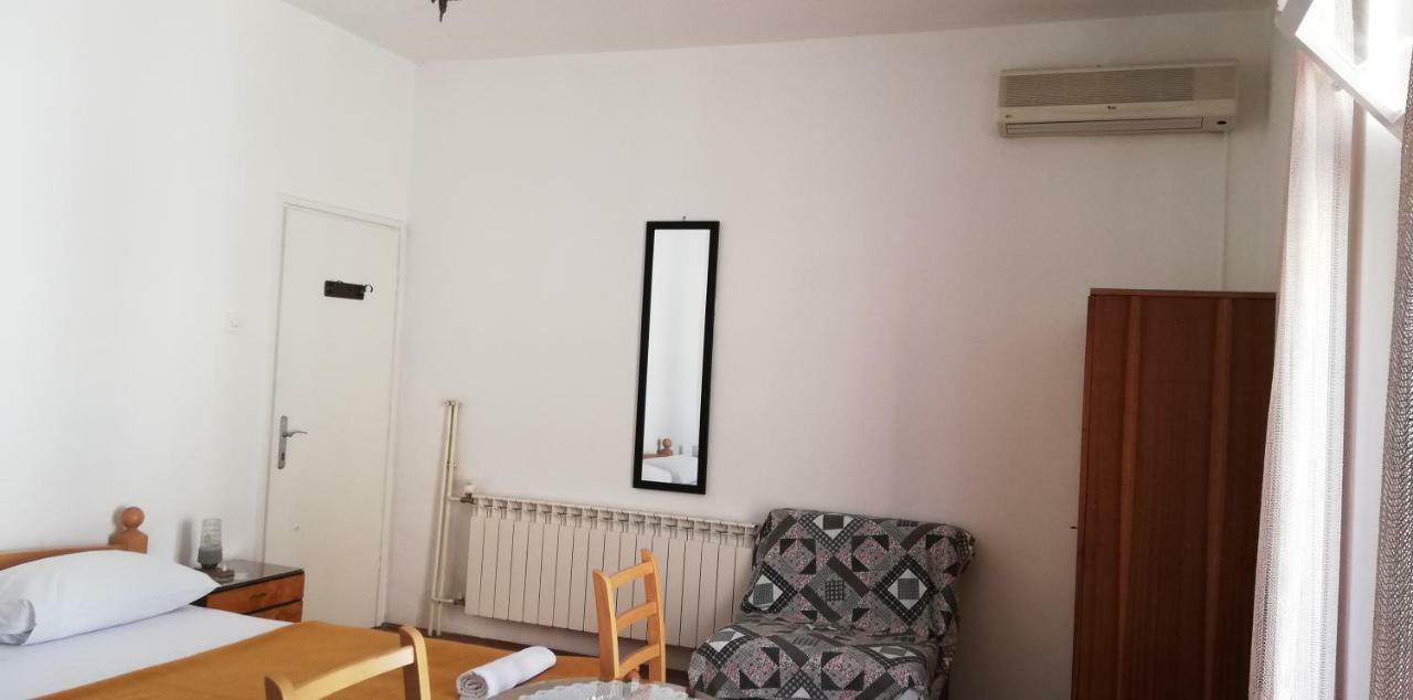 Marina Apartment End Rooms Vela Luka Εξωτερικό φωτογραφία